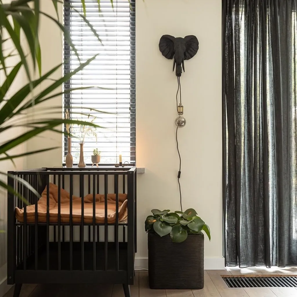 Straluma Botanische wandlamp Elephant mat zwart> Light and Living|Woonkamerlampen