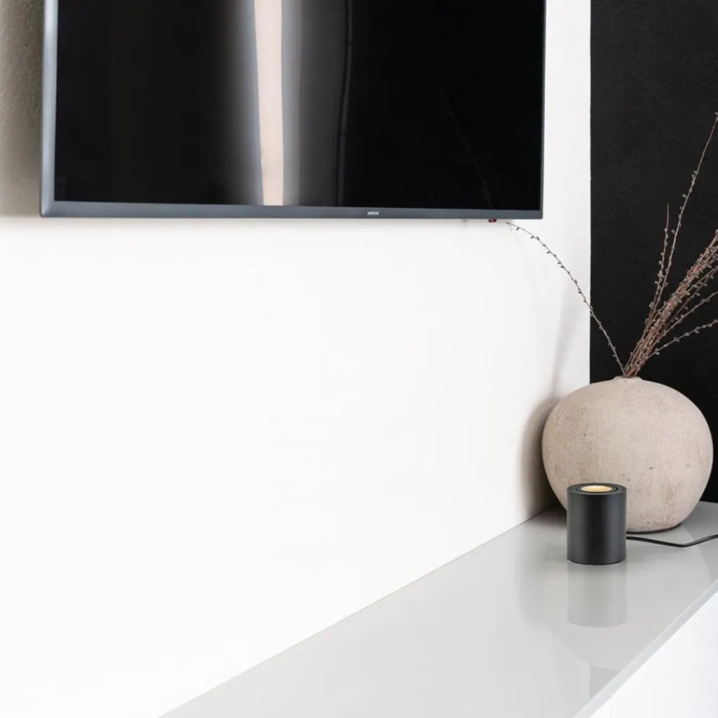 Straluma Kleine tafellamp spot mat zwart metaal> Woonkamerlampen|Slaapkamerlampen