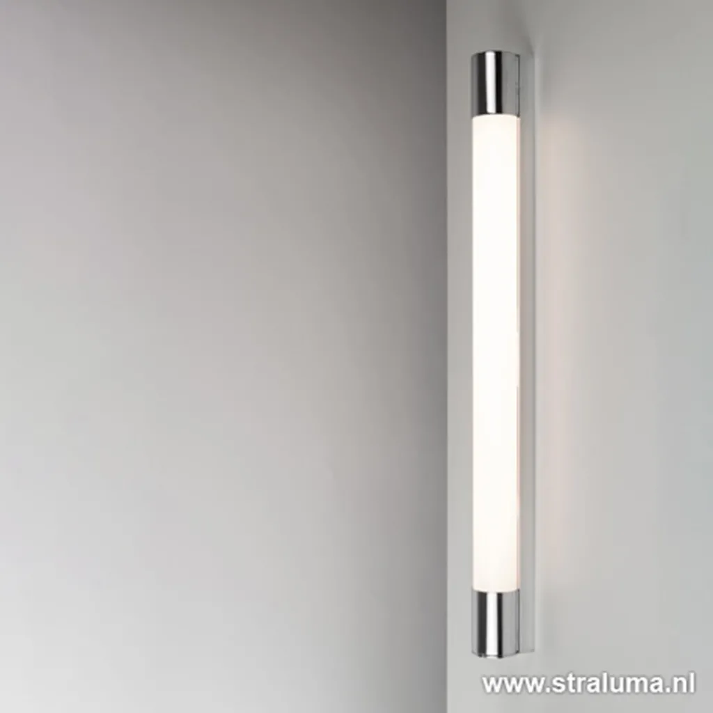 Straluma LED badkamer-wandlamp met stopcontact> Wandlampen|LED Badkamerlampen