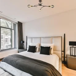 Straluma 3-Lichts plafondlamp zwart met gouden pendels><noscript><img width=