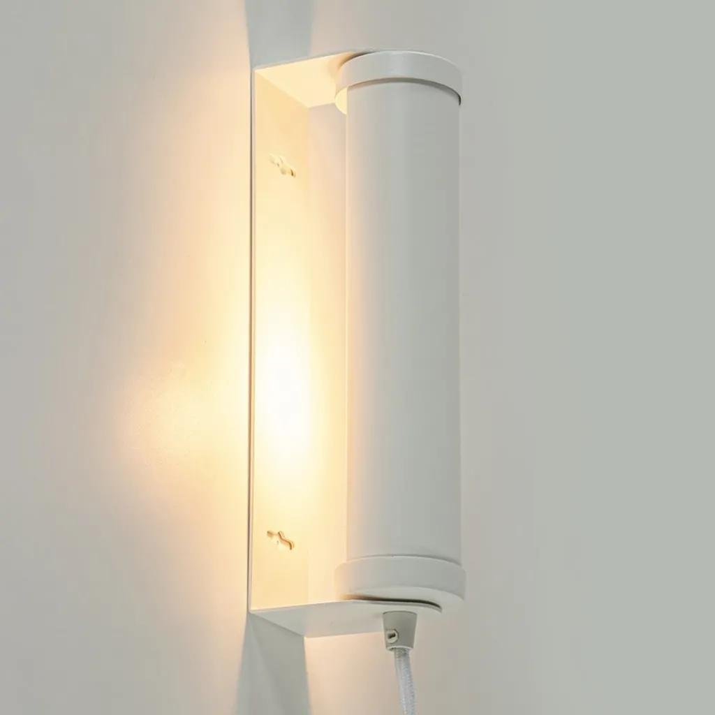 Straluma Mat witte wandlamp met snoer> Wandlampen|Scandinavische Verlichting