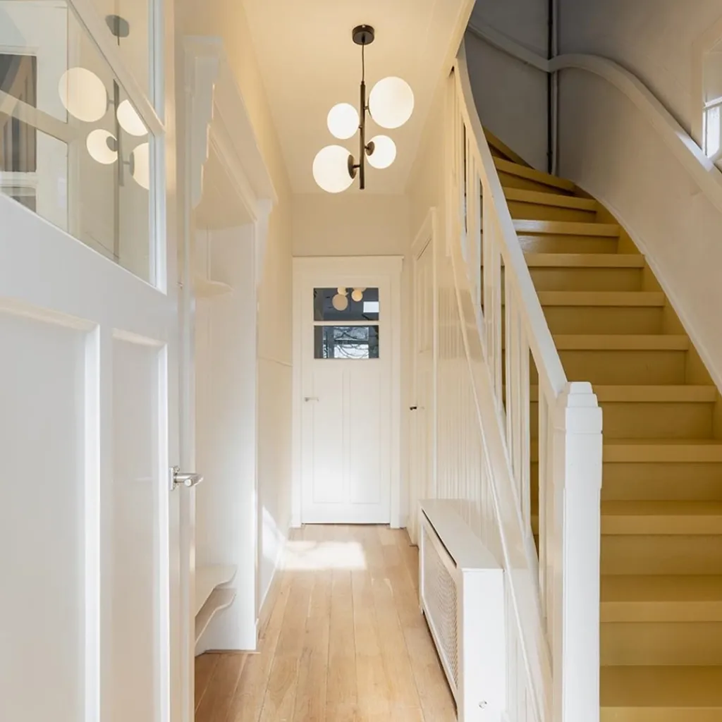 Straluma Moderne retro hanglamp zwart met witte bollen> Halverlichting|Eetkamerverlichting