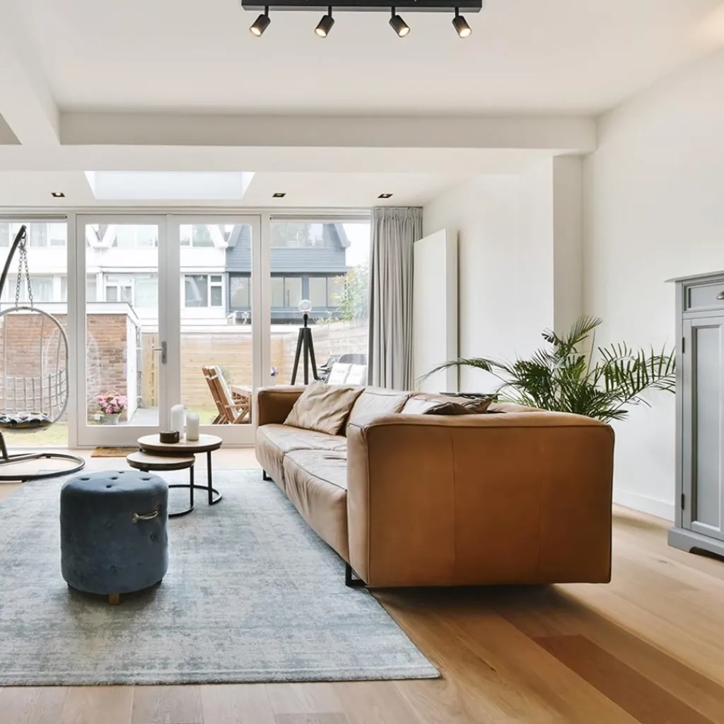 Straluma Plafondspot Bounce 4L balk zwart> Plafondlampen|Opbouwspots