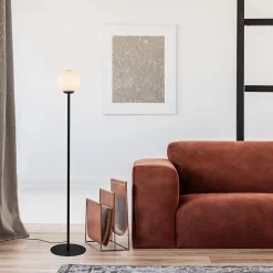 Straluma Retro vloerlamp mat zwart met witte glazen bol><noscript><img width=