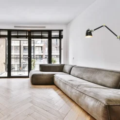 Straluma Verstelbare wandlamp mat zwart met gouden details><noscript><img width=